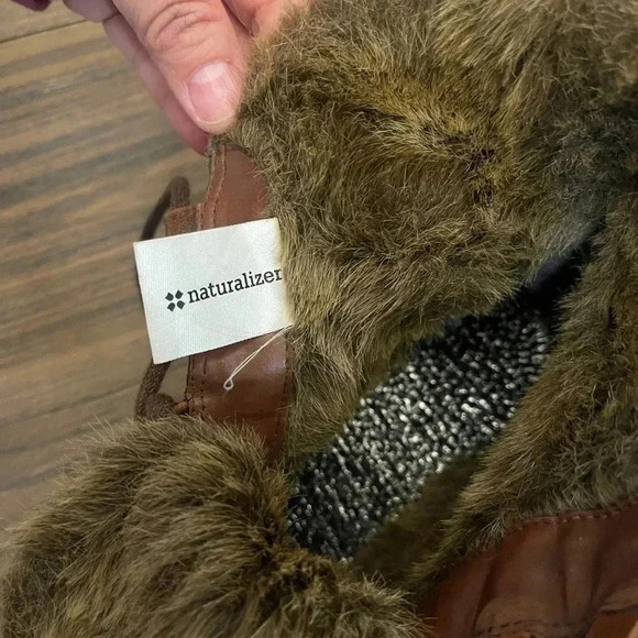 Naturalizer Brown Leather Lace Up Faux Fur Trim Wedge Heel Boots Women’s size 8W - Picture 9 of 16